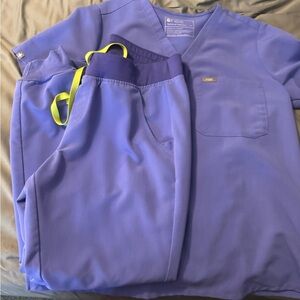 FIGS Technical Collection in Rich Purple
